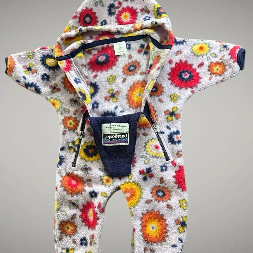 Patagonia Fleece Bunting (infant size M)